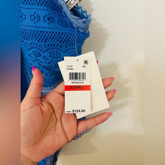 🩷✨BECCA GORGEOUS ONE PIECE SWIMSUIT✨🩷‎ - Picture 4 of 8